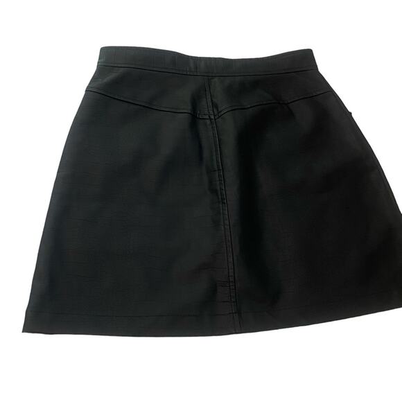 NWT Steve Madden Stitch Fix Faux Leather Cargo Mini Skirt Size 4 - Picture 2 of 10